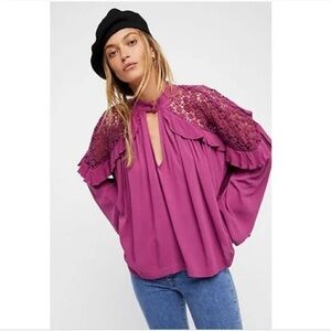 FREE PEOPLE‎ Little Bit of Love Top